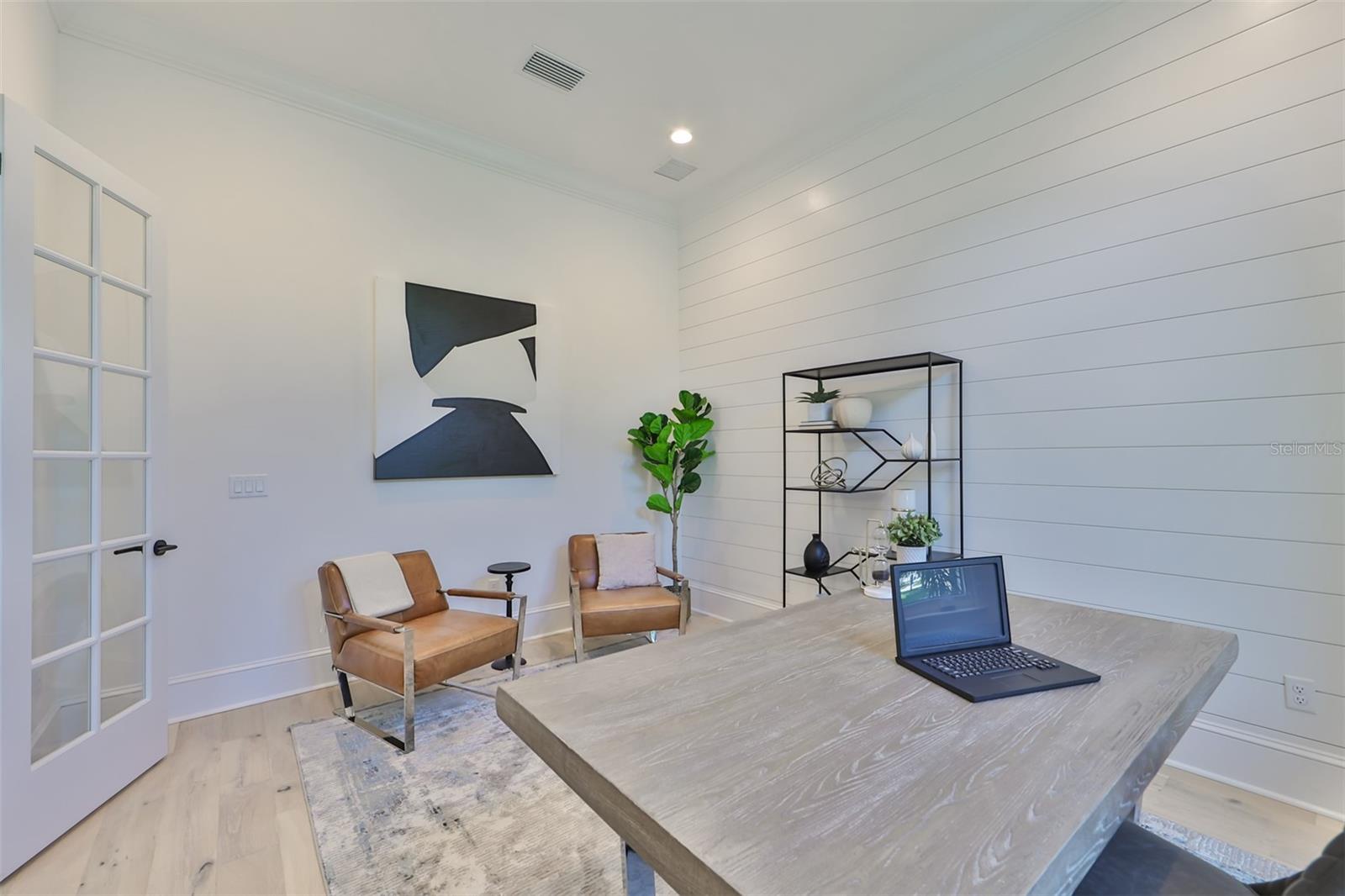 SUNSET PARK - Residential