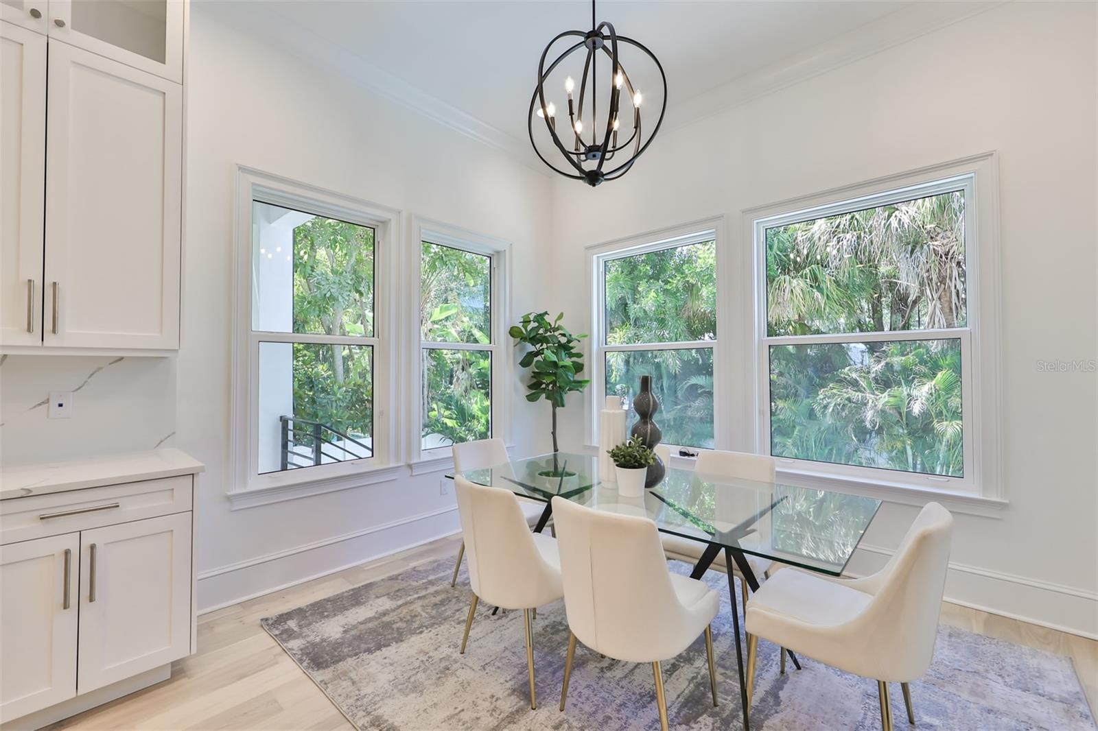 SUNSET PARK - Residential