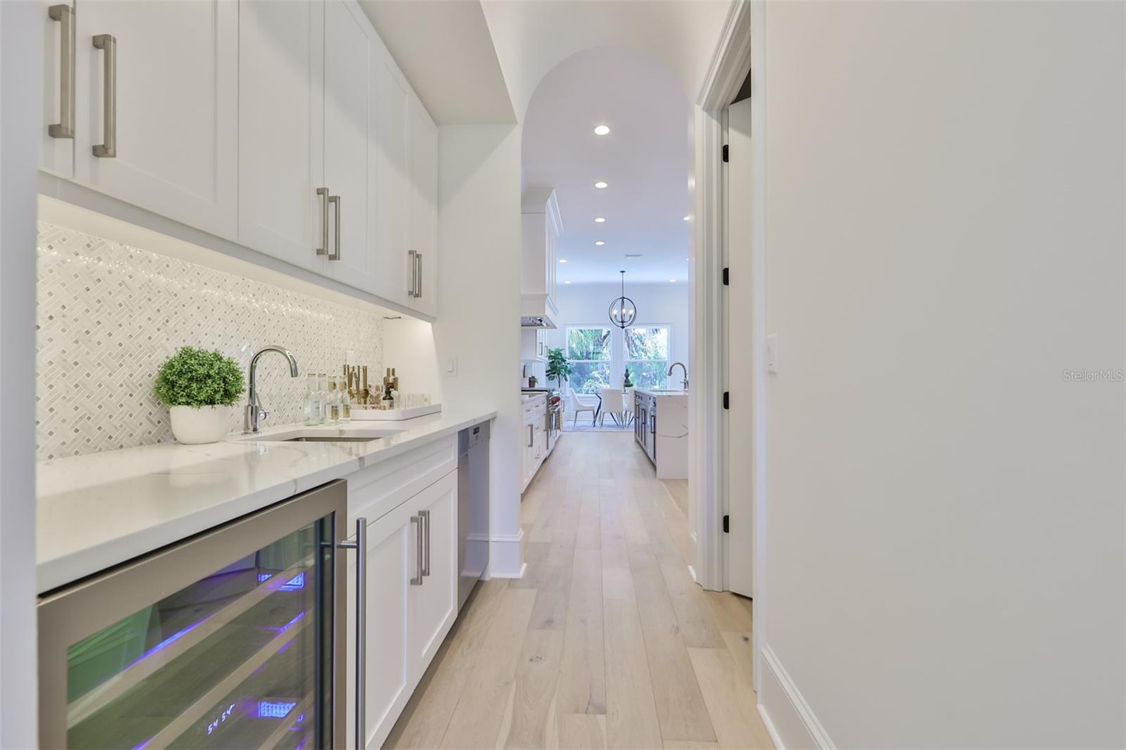 SUNSET PARK - Residential