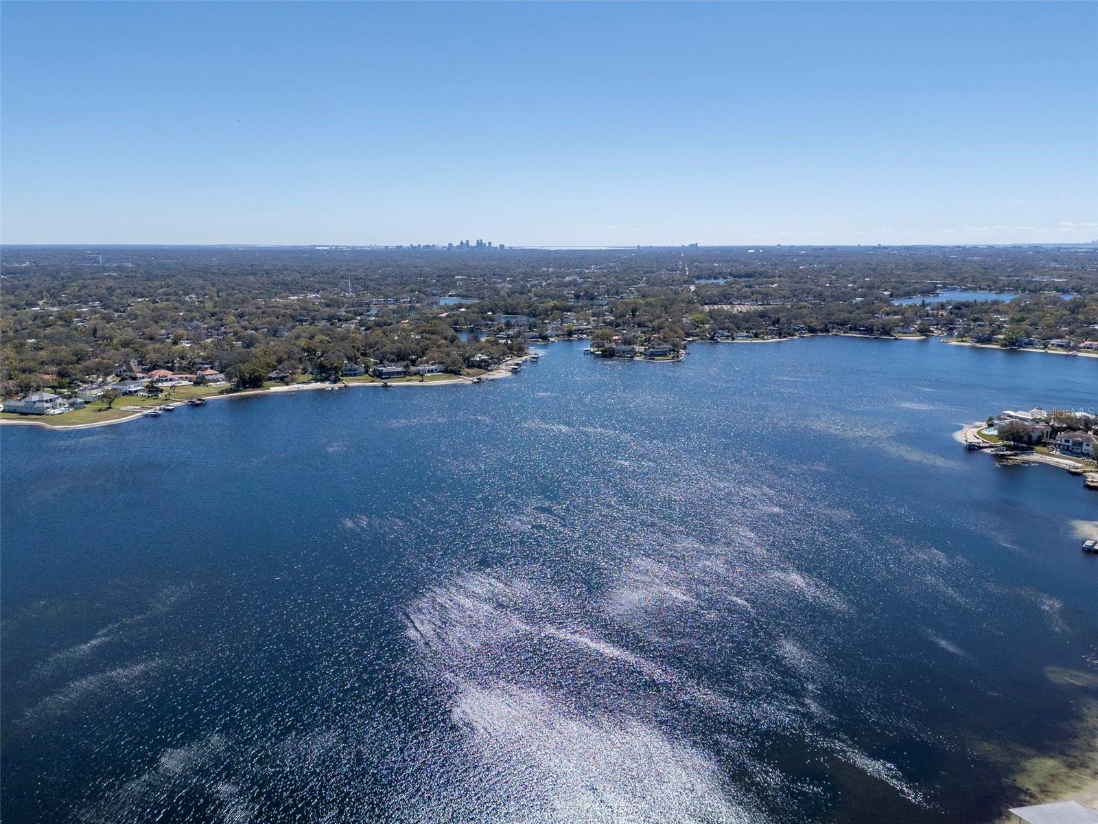 LAKESIDE TERRACE - Residential