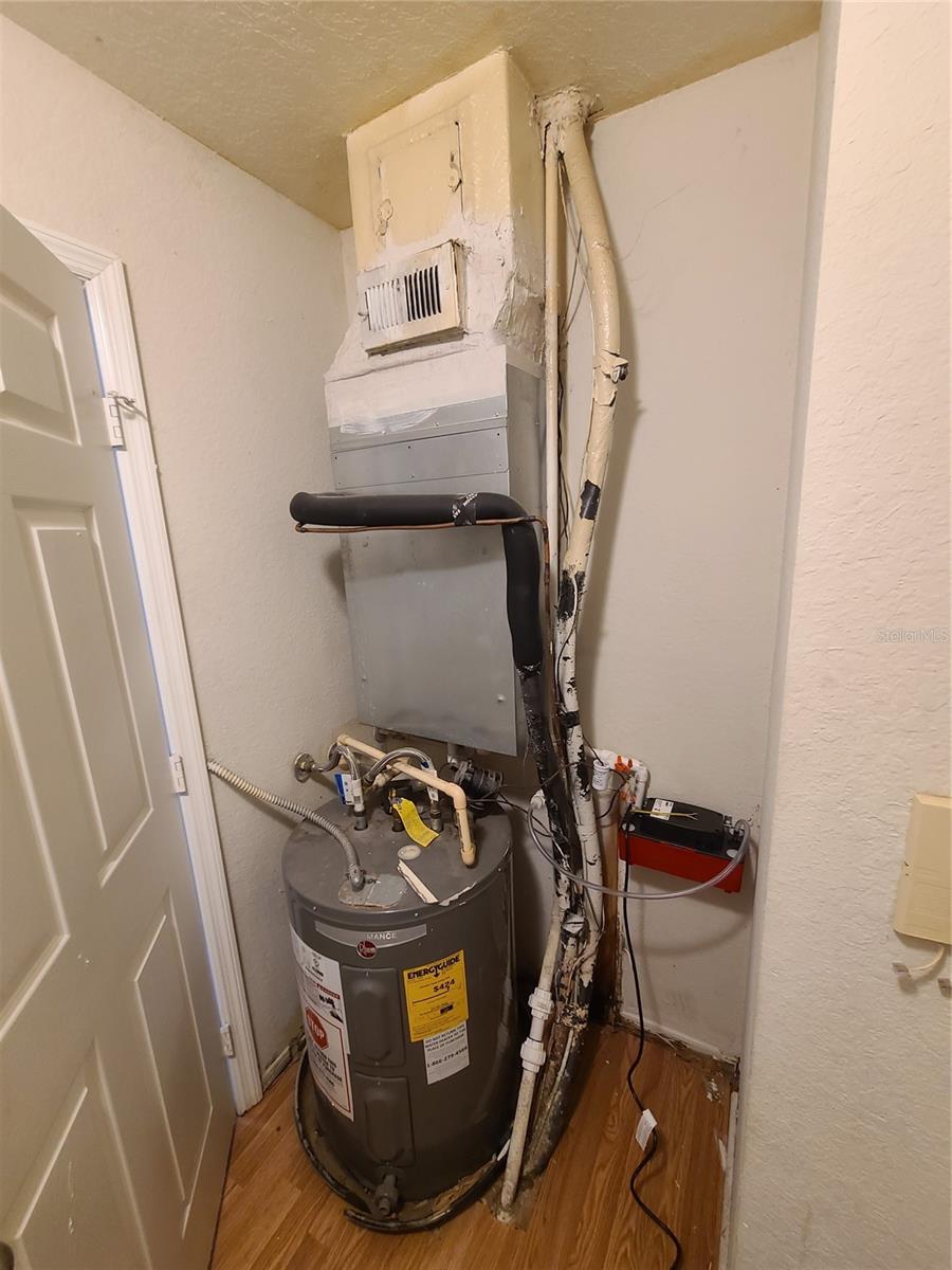 BELMONT AT RYALS CHASE CONDO - Residential Lease