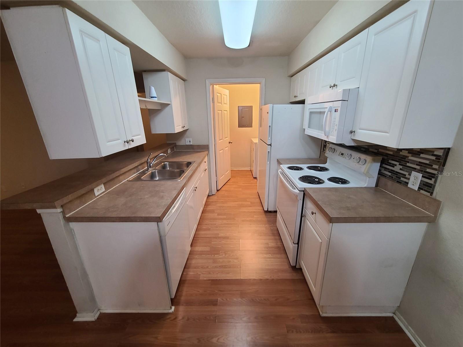 BELMONT AT RYALS CHASE CONDO - Residential Lease