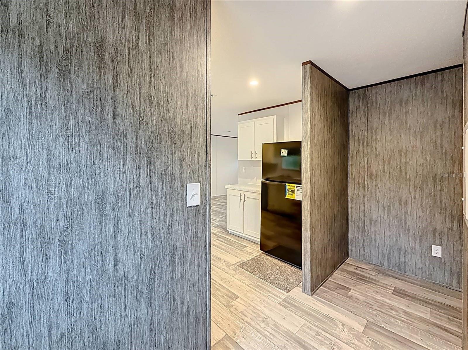 COOPER LAKE MANOR - Residential