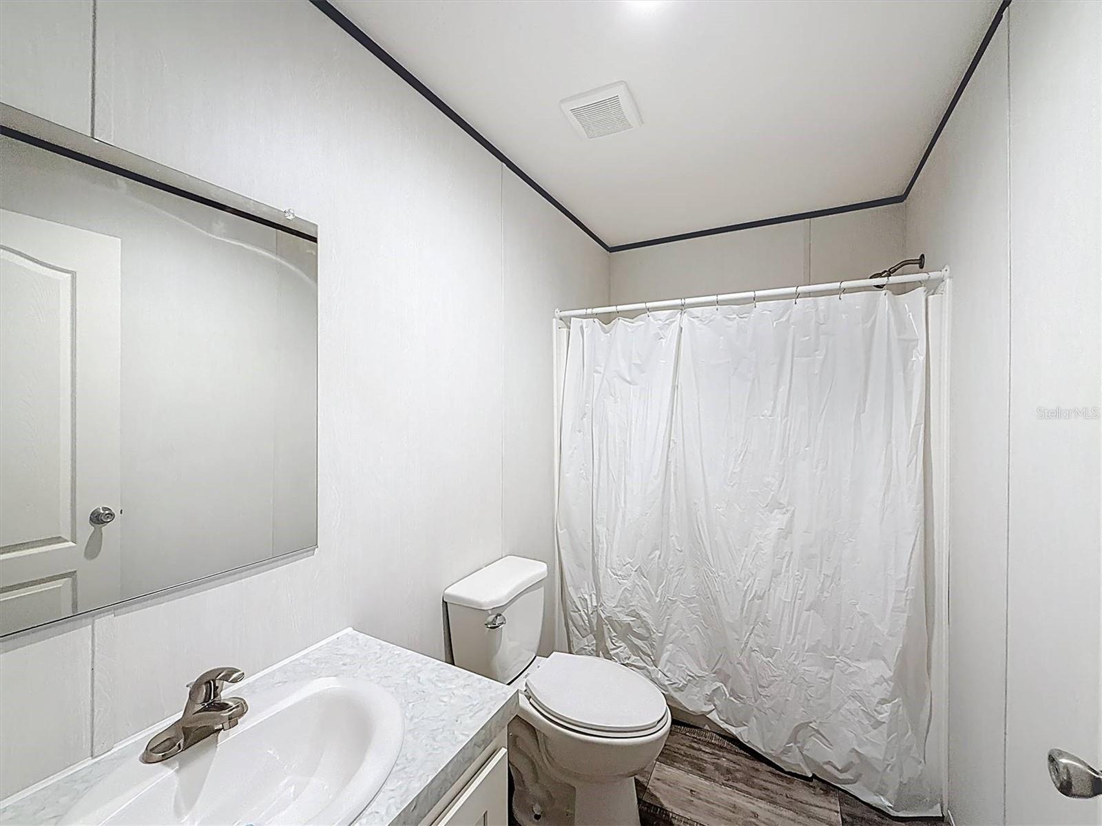 COOPER LAKE MANOR - Residential