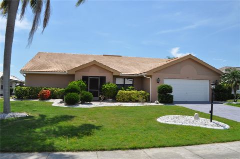 Photo of 721 Elkhorn Road, Sun City Center, FL 33573 (MLS # O6326945) Photo of 721 Elkhorn Road, Sun City Center, FL 33573 (MLS # O6326945)