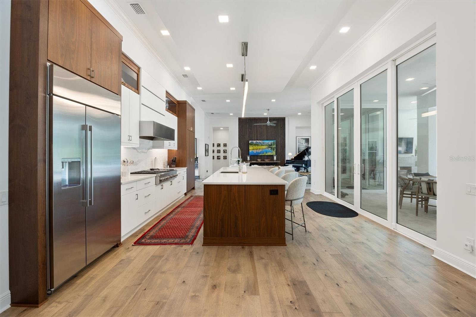 OAKMONT - Residential