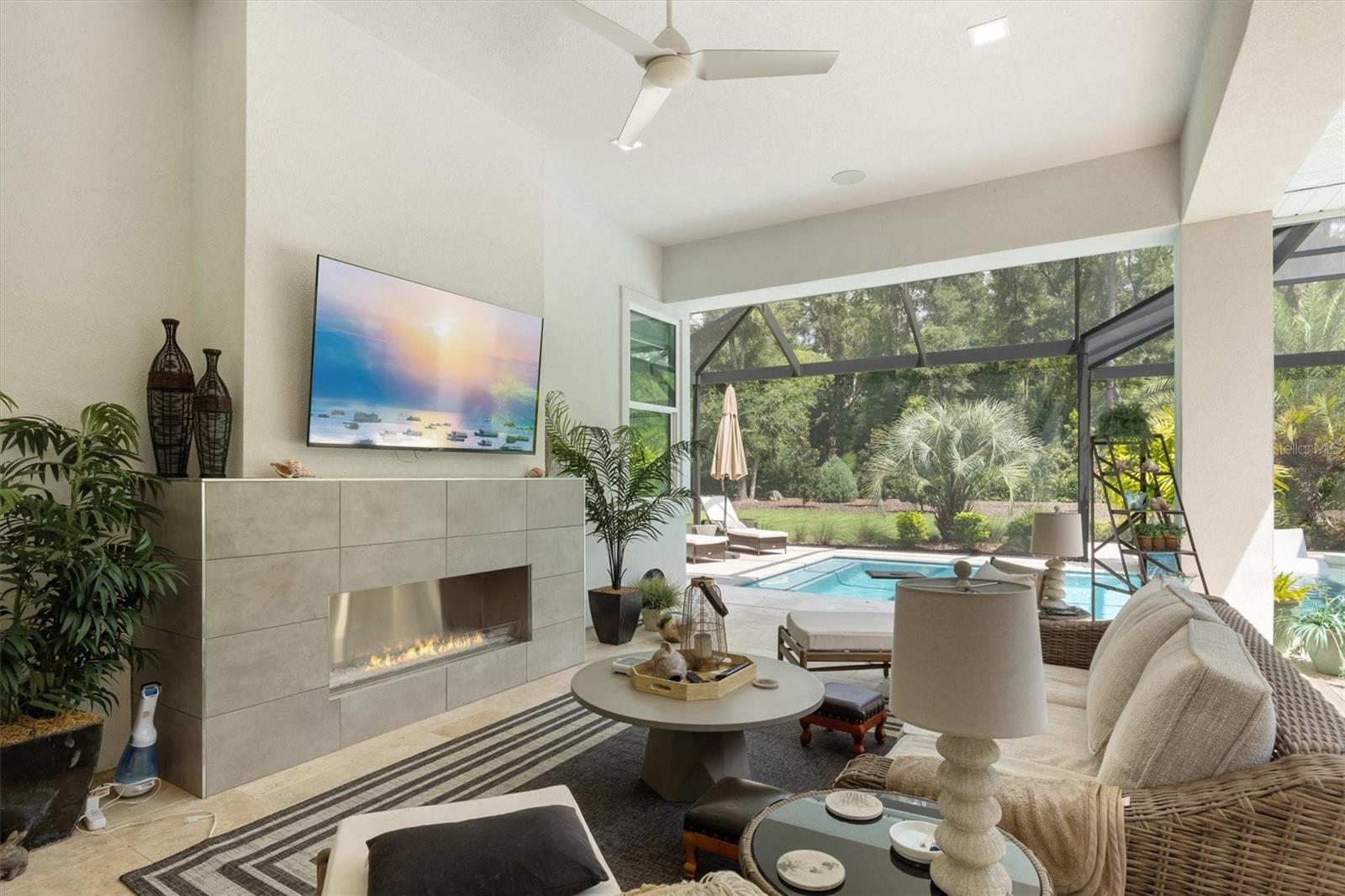 OAKMONT - Residential