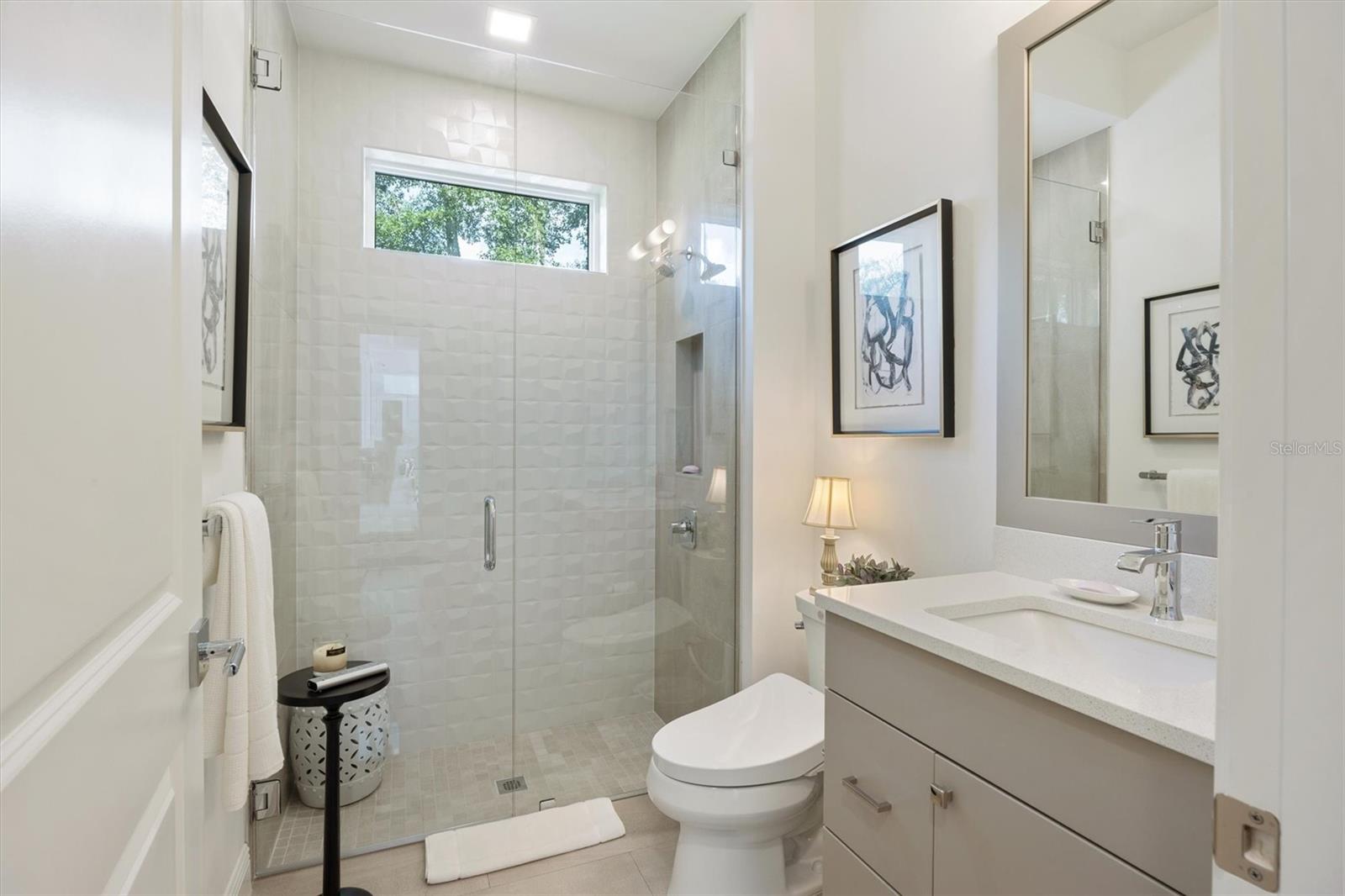 OAKMONT - Residential