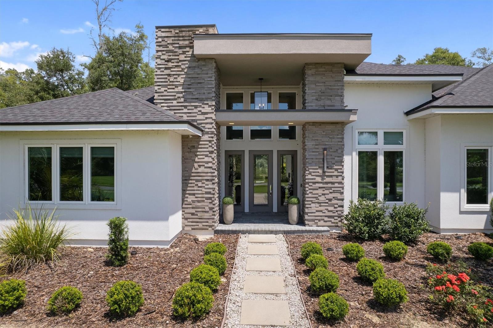 OAKMONT - Residential