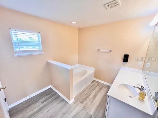 DELTONA LAKES UNIT 36 - Residential Lease