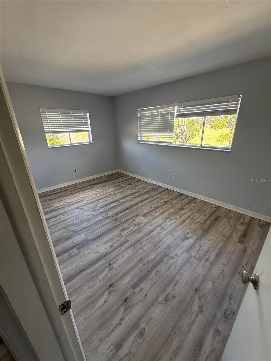 DREW GARDEN APTS - Residential Lease