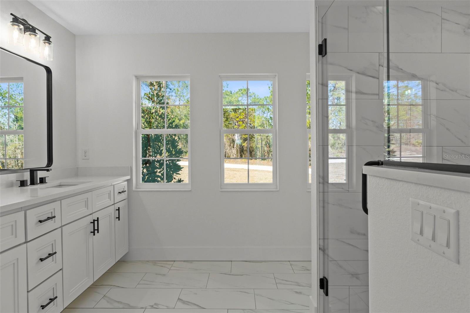 ROYAL HIGHLANDS - Residential