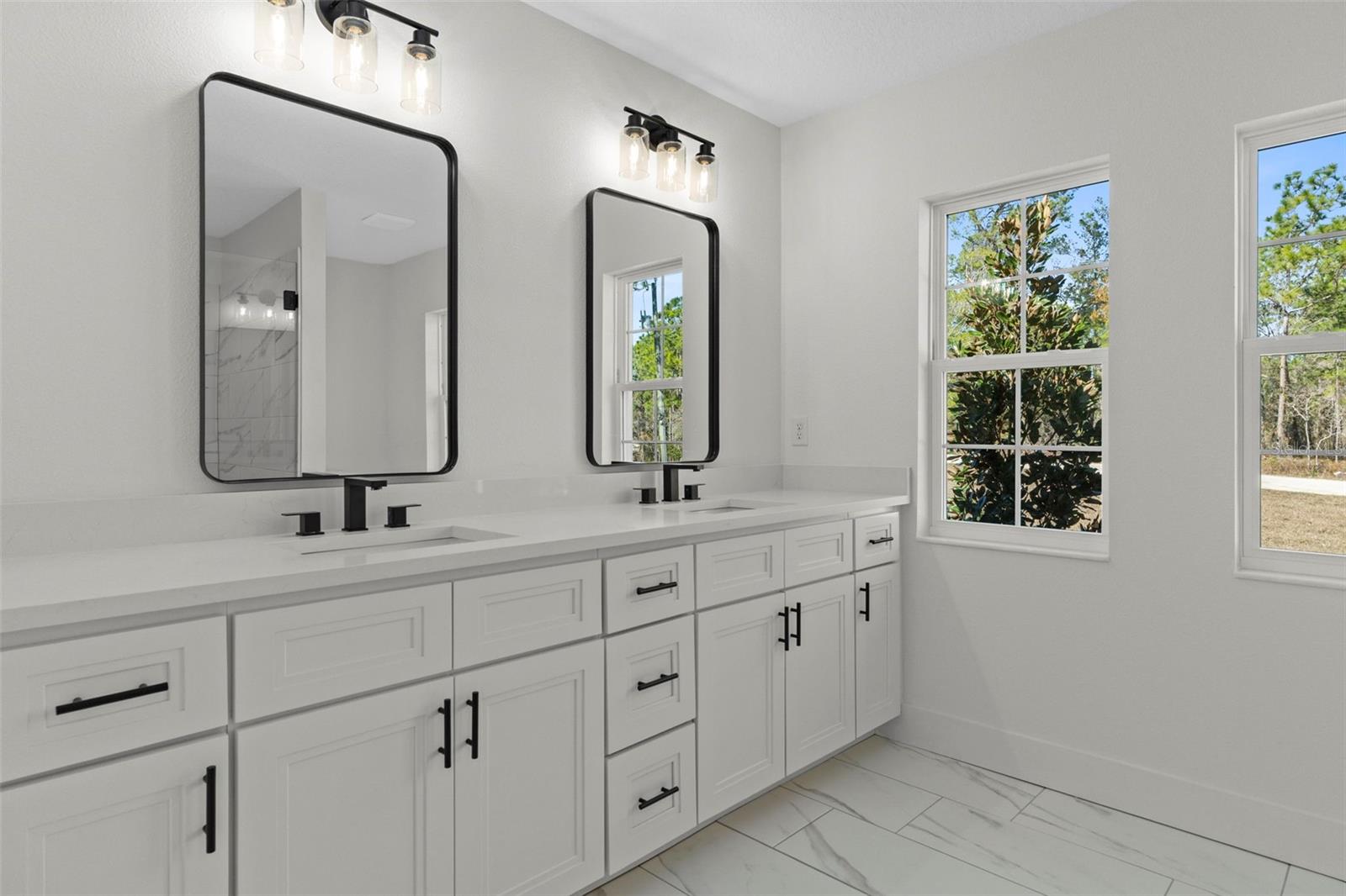 ROYAL HIGHLANDS - Residential