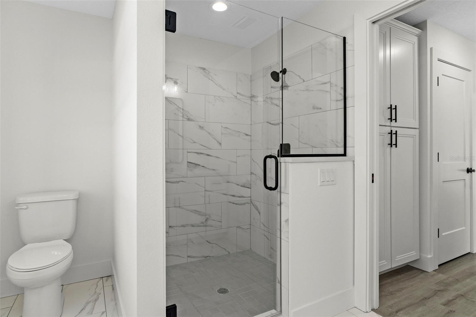 ROYAL HIGHLANDS - Residential