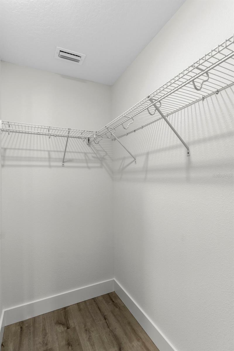 ROYAL HIGHLANDS - Residential