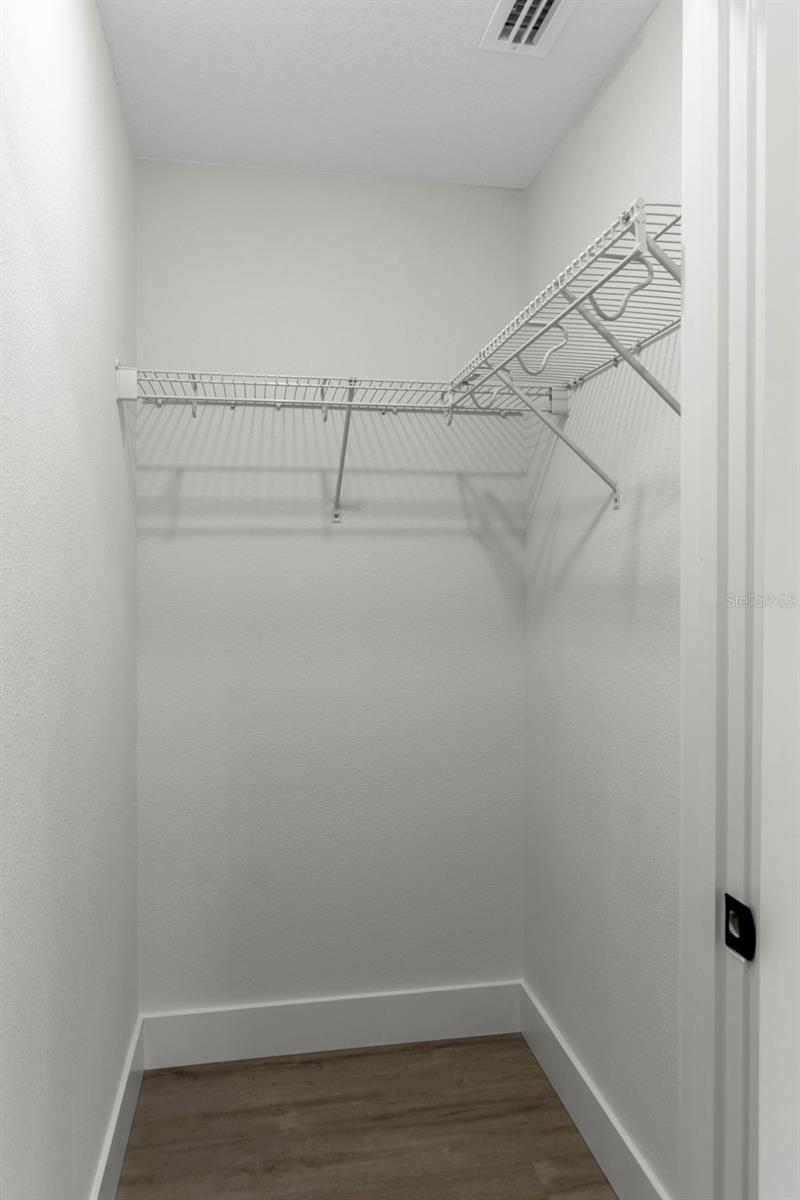 ROYAL HIGHLANDS - Residential