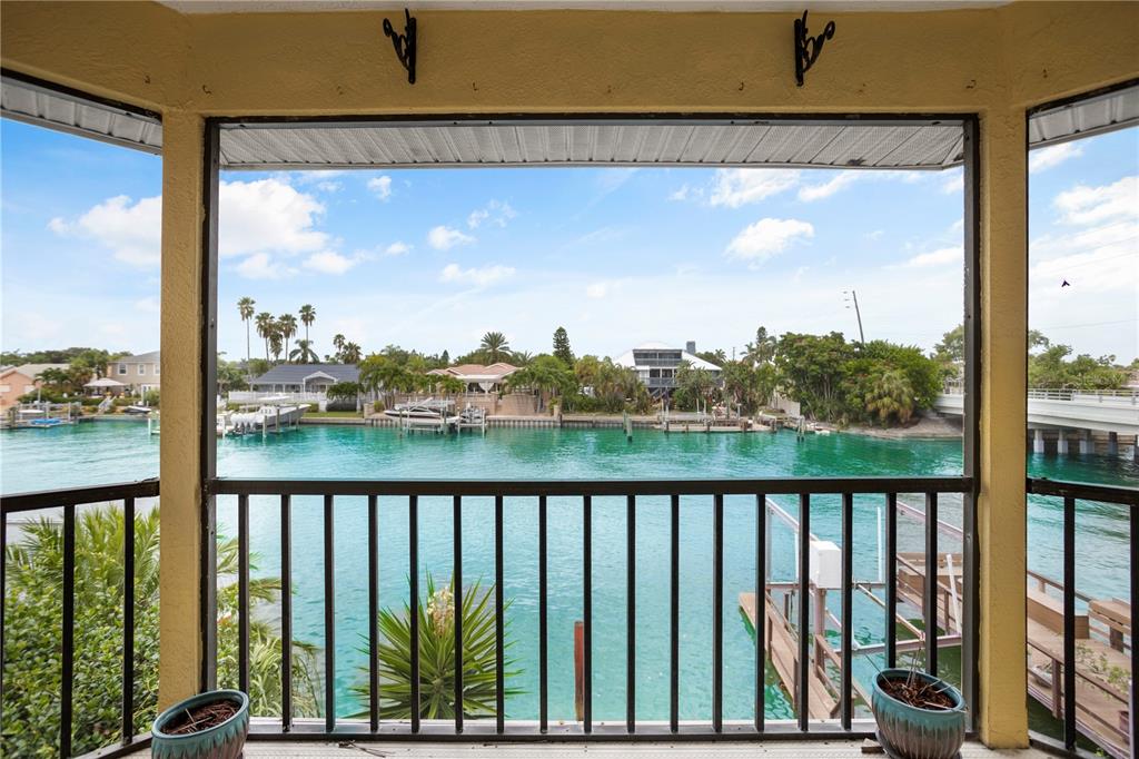 TIERRA VERDE - Residential