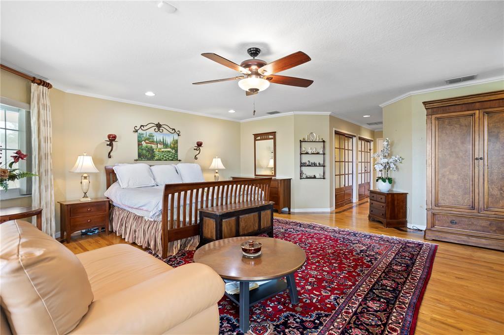 TIERRA VERDE - Residential