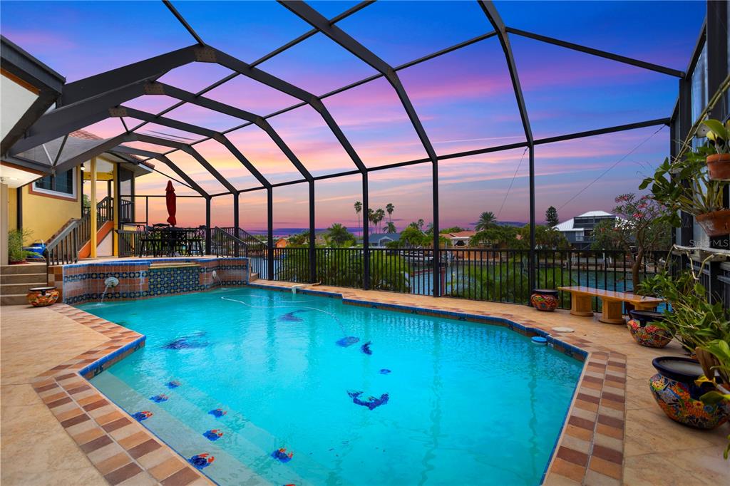 TIERRA VERDE - Residential