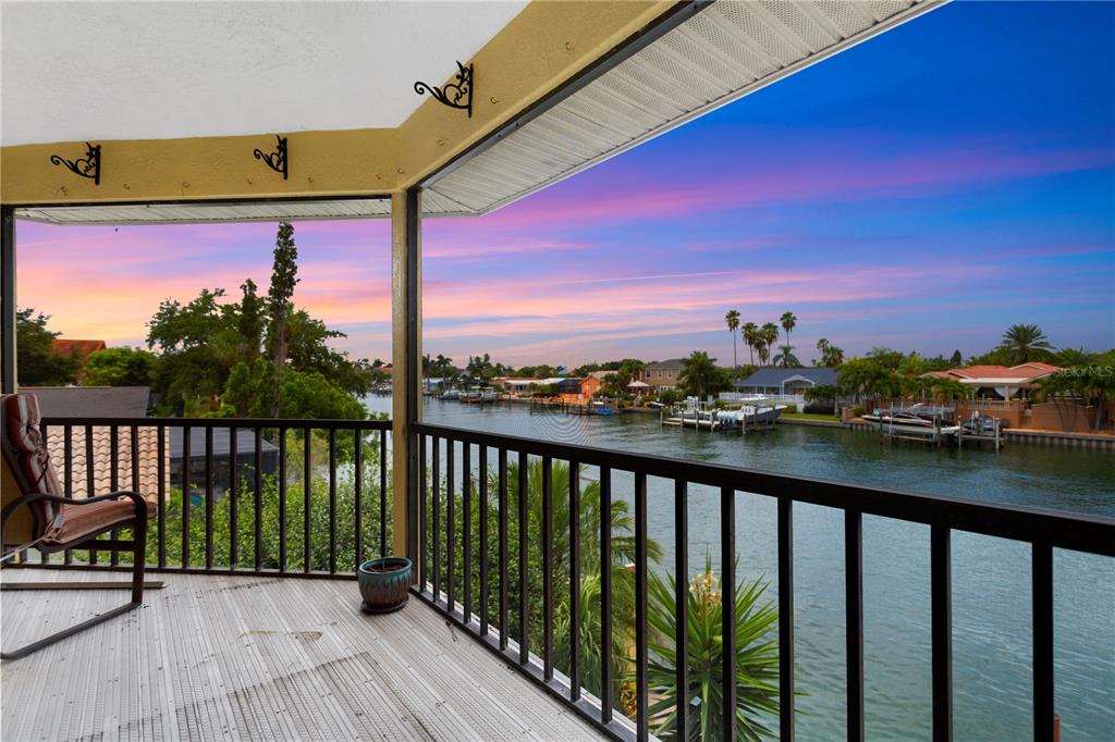 TIERRA VERDE - Residential