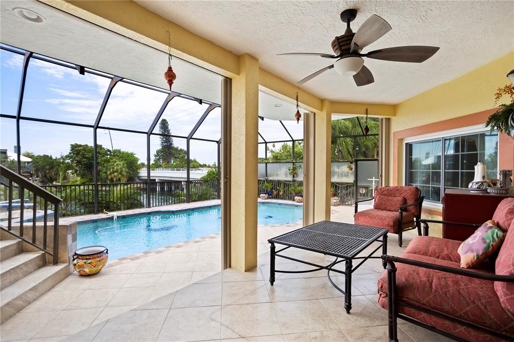 TIERRA VERDE - Residential