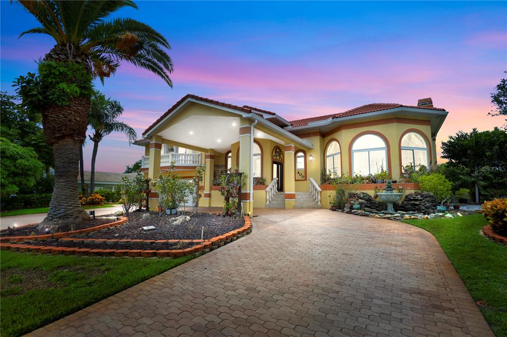 TIERRA VERDE - Residential