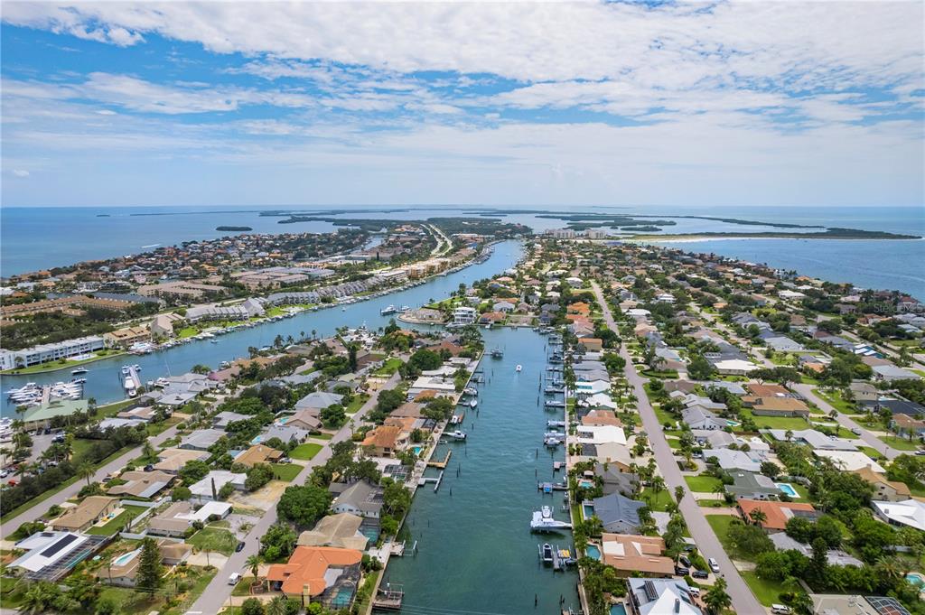 TIERRA VERDE - Residential