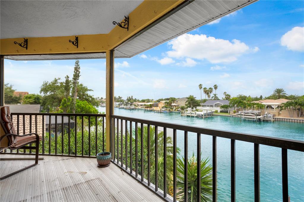 TIERRA VERDE - Residential