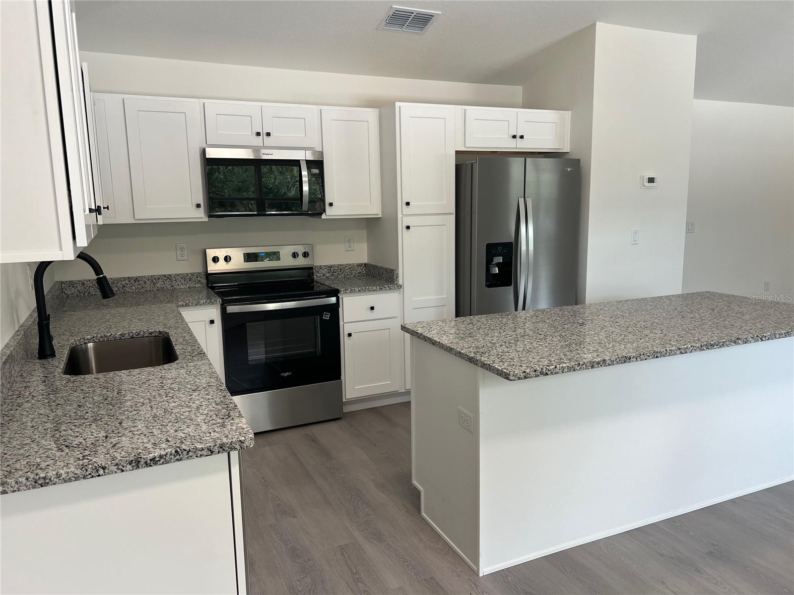 MARION OAKS UN 09 - Residential Income