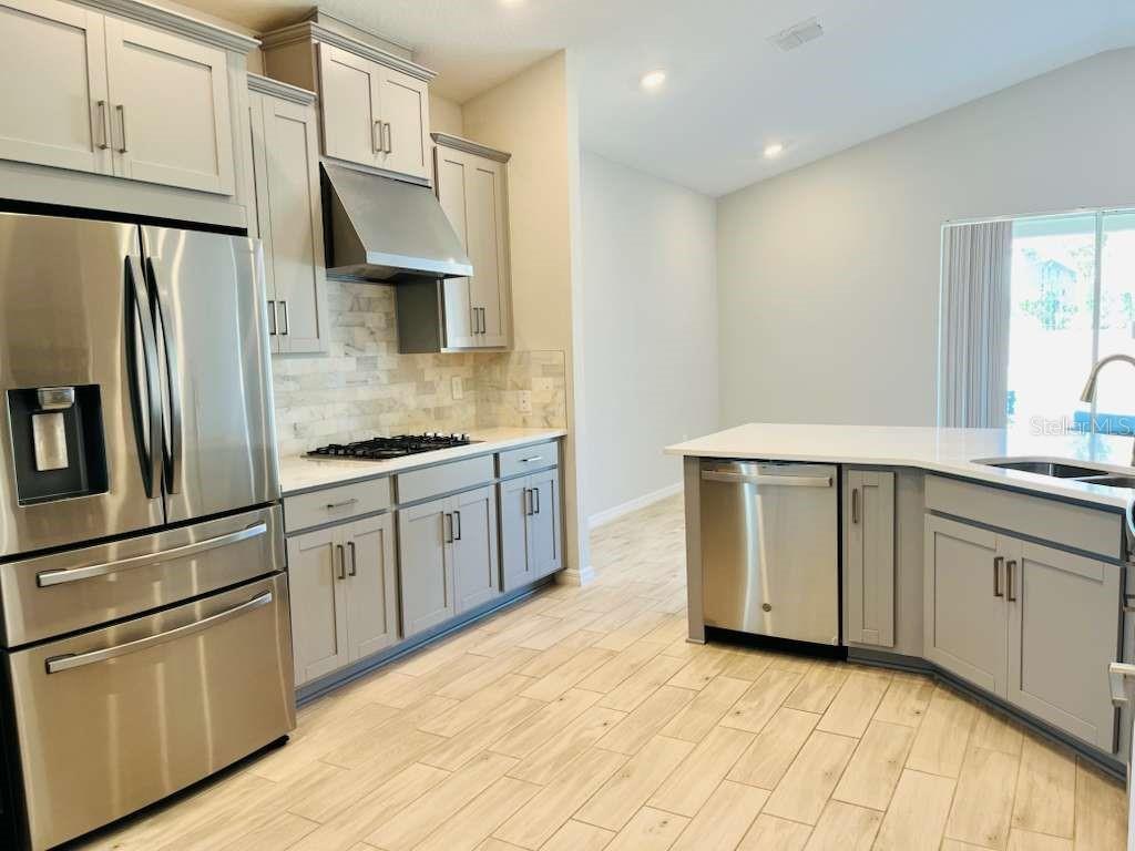 HIGHLAND RANCH/CANYONS PH 6 - Residential Lease