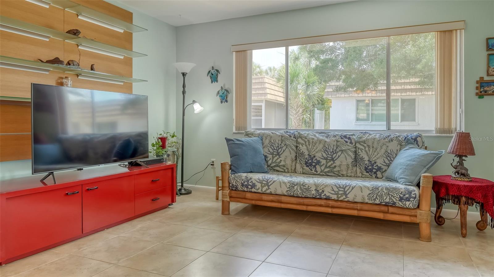 STRATHMORE RIVERSIDE III - Residential