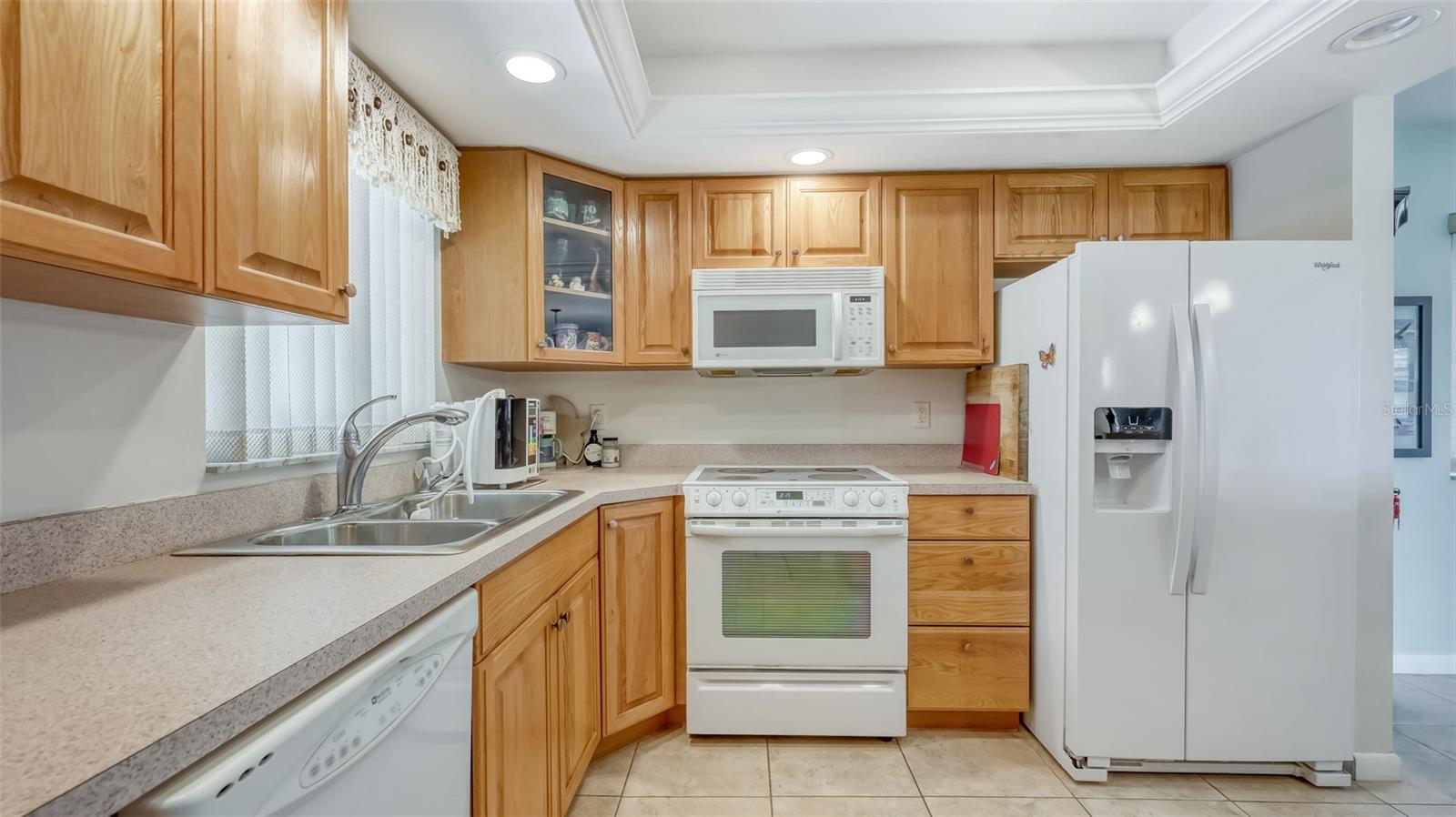 STRATHMORE RIVERSIDE III - Residential