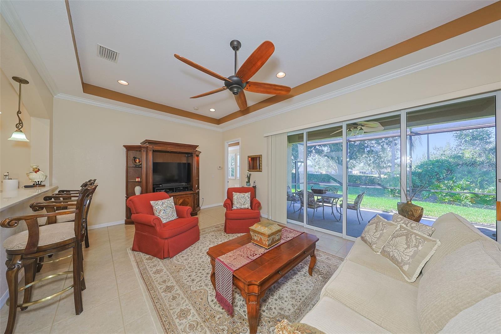 MAPLEWOOD CONDO - Residential