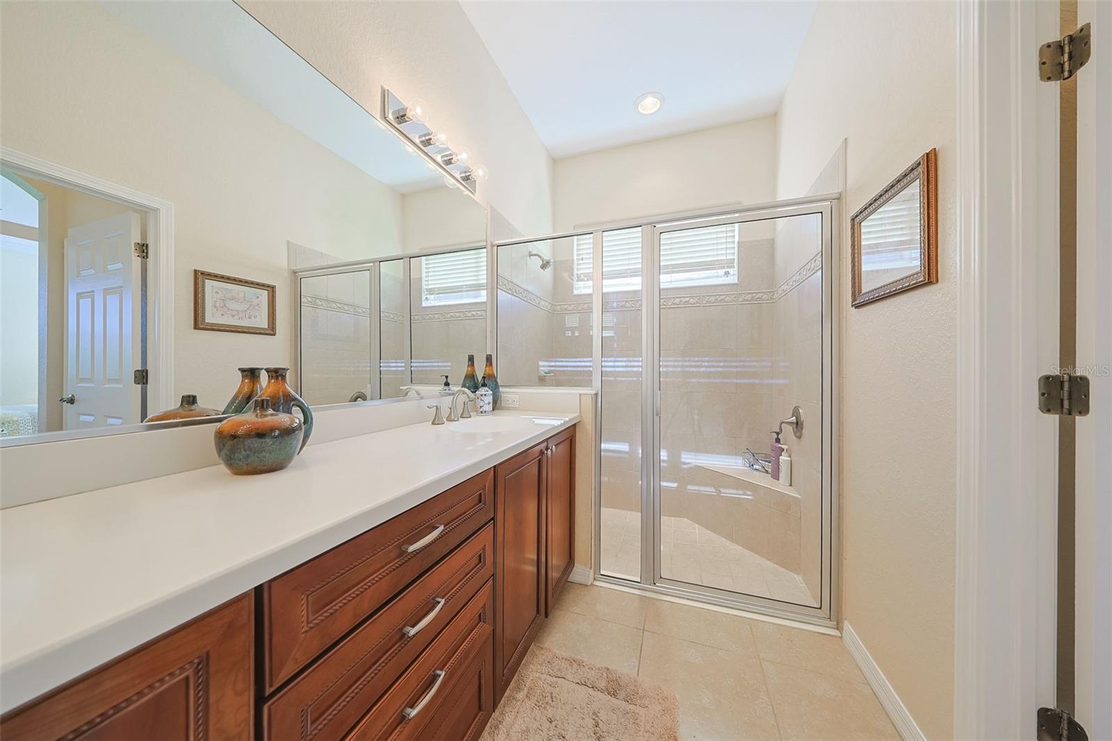 MAPLEWOOD CONDO - Residential