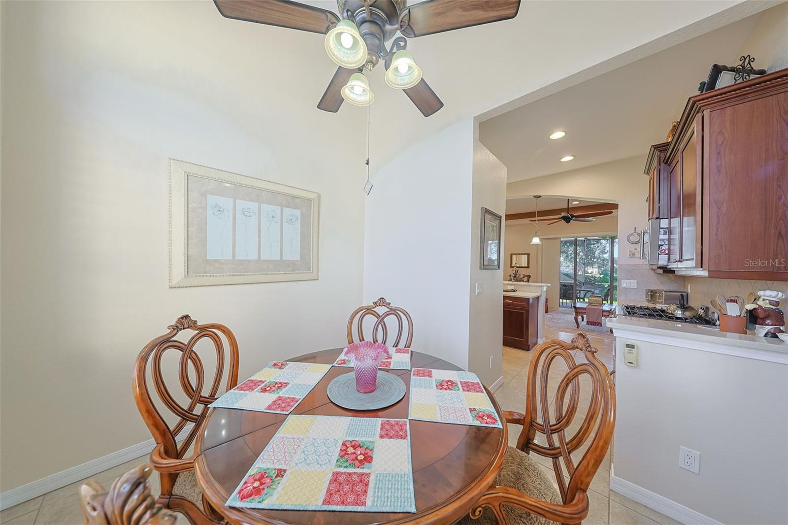 MAPLEWOOD CONDO - Residential