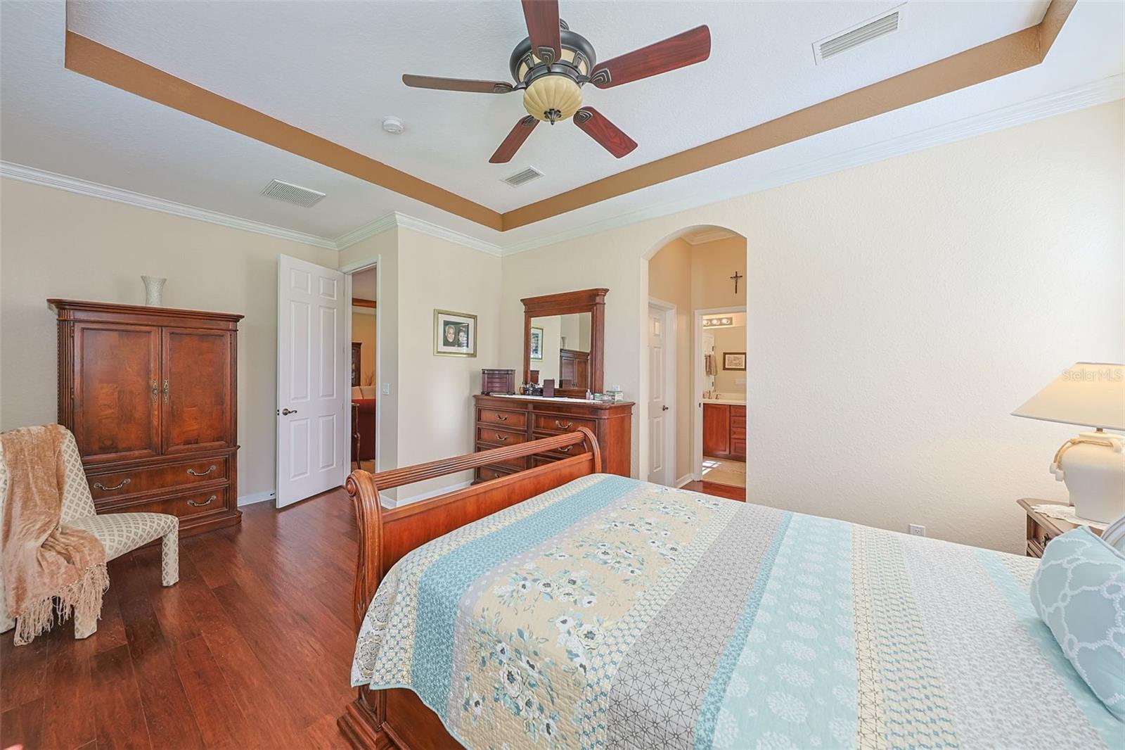 MAPLEWOOD CONDO - Residential