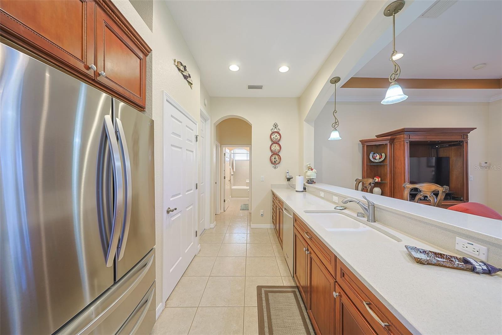 MAPLEWOOD CONDO - Residential