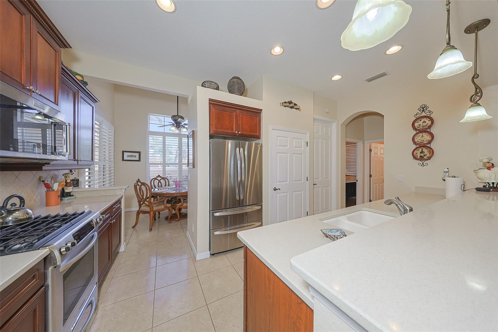 MAPLEWOOD CONDO - Residential