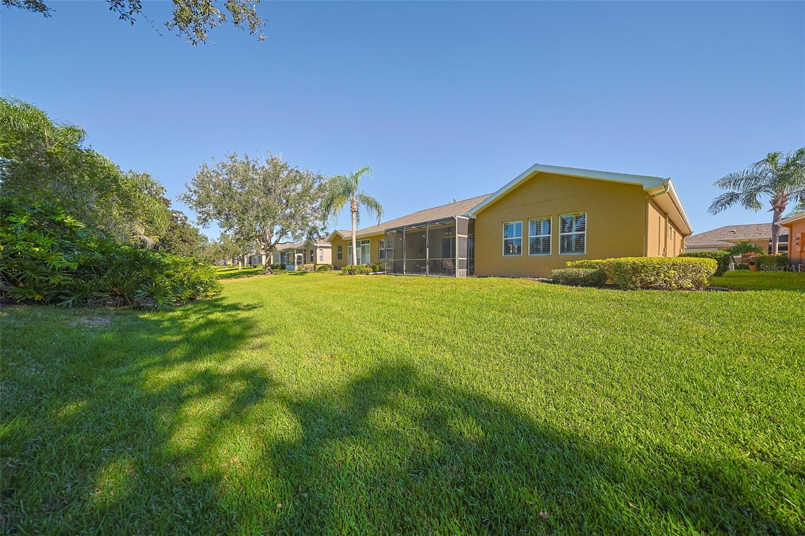 MAPLEWOOD CONDO - Residential