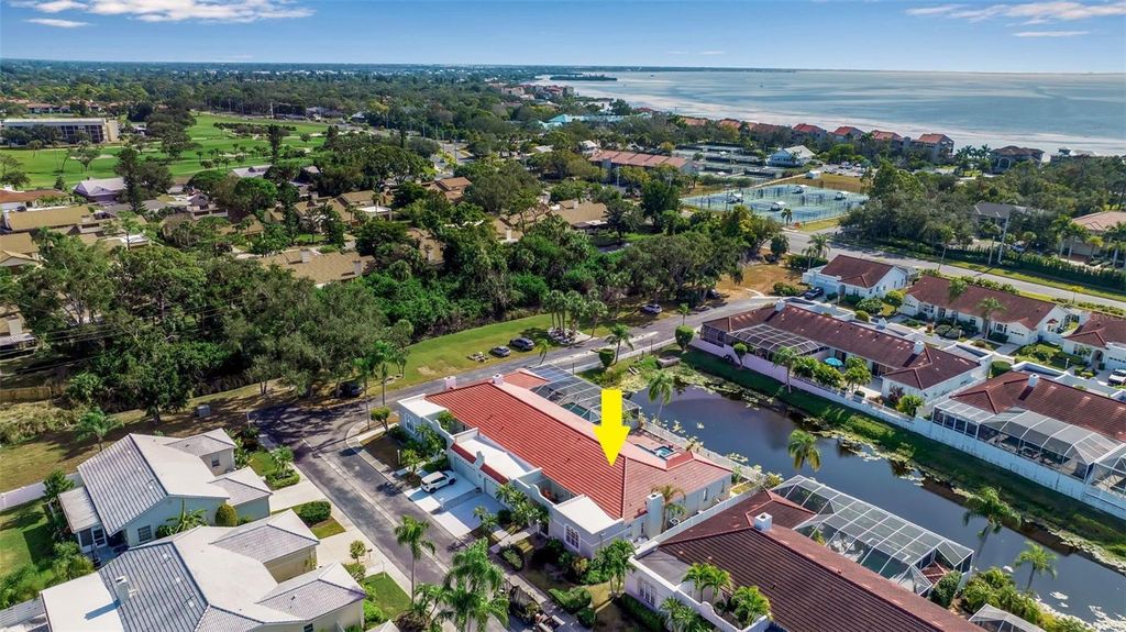 Photo of 4706 61st Avenue Drive W, Bradenton, FL 34210 (MLS # A4675048)