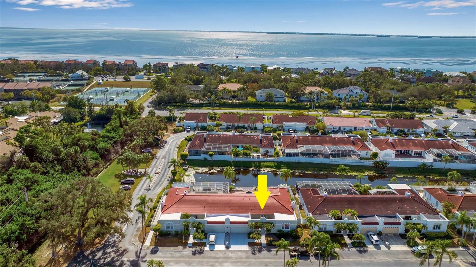 PALM COURT - Residential