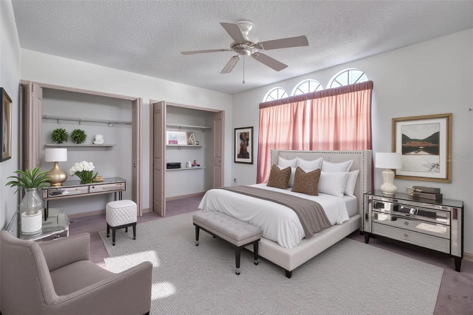 PALM COURT - Residential