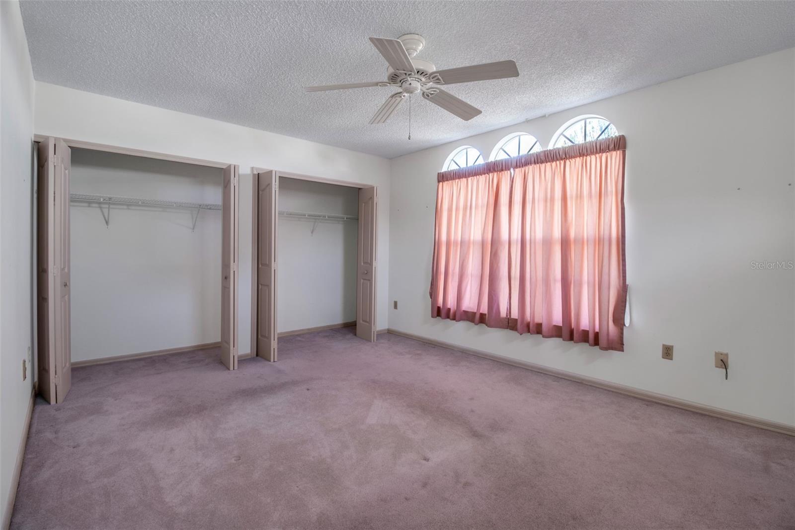 PALM COURT - Residential