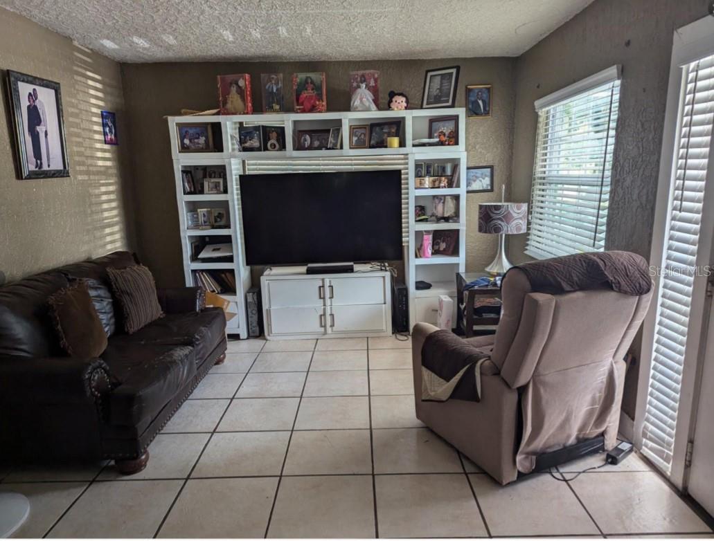 MAYS ADD - Residential