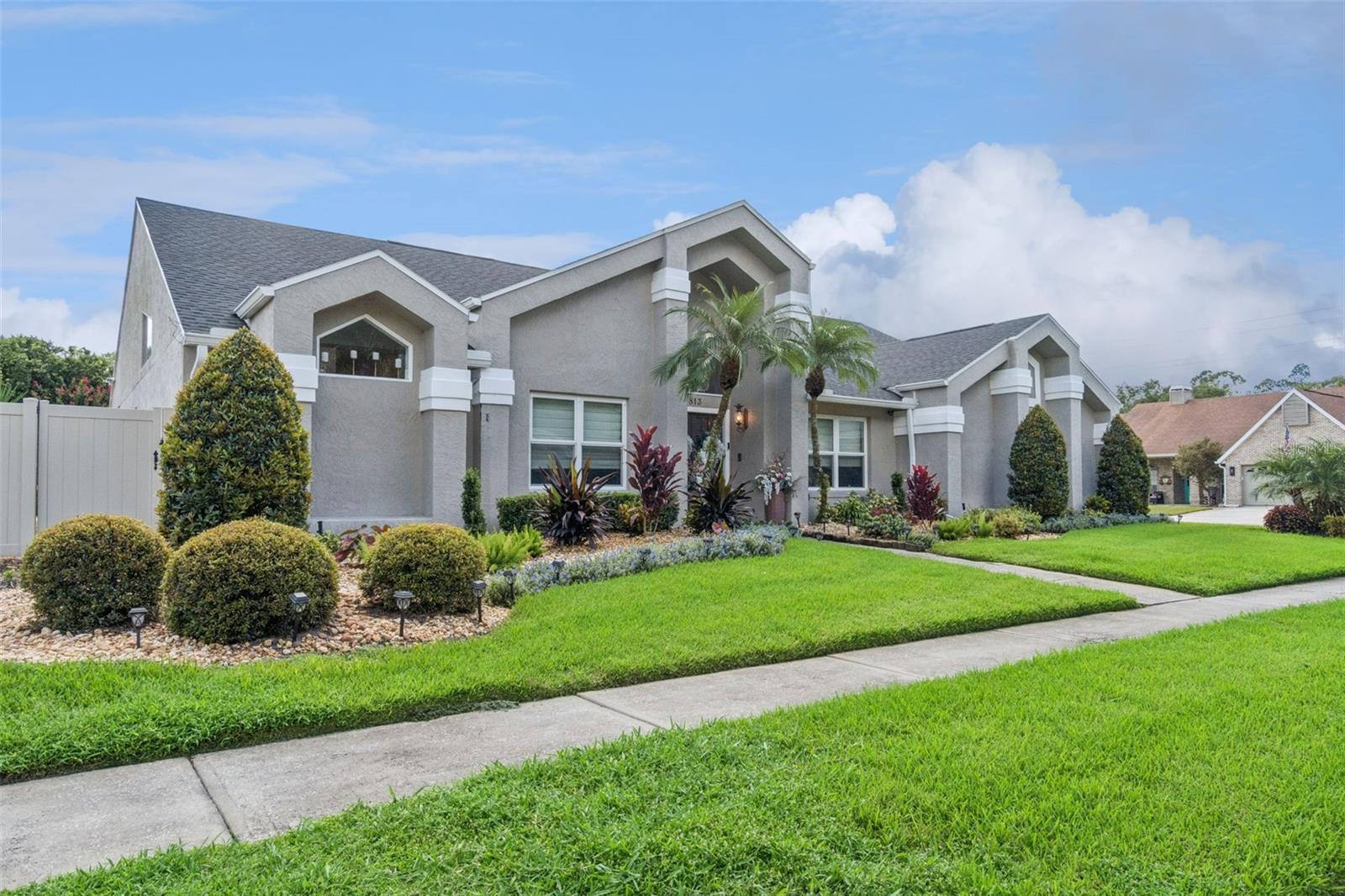813 SILVERWOOD DRIVE