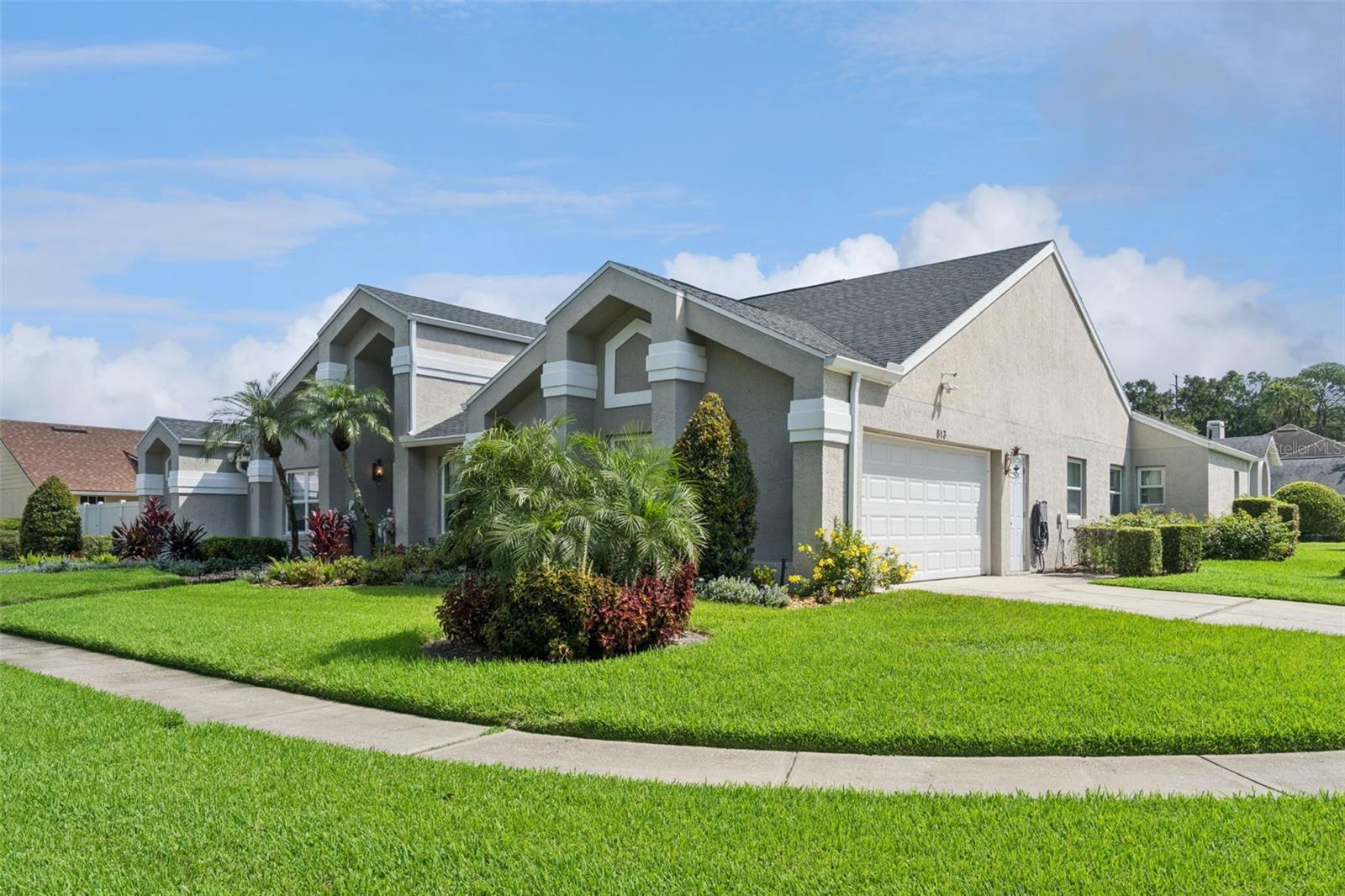 813 SILVERWOOD DRIVE