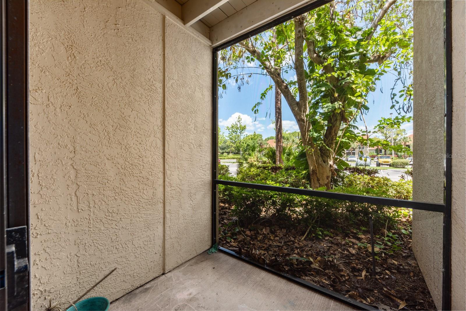 VINTAGE GRAND - Residential Lease
