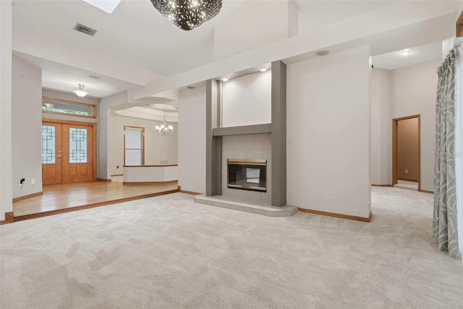 WESTMINSTER WOOD - Residential