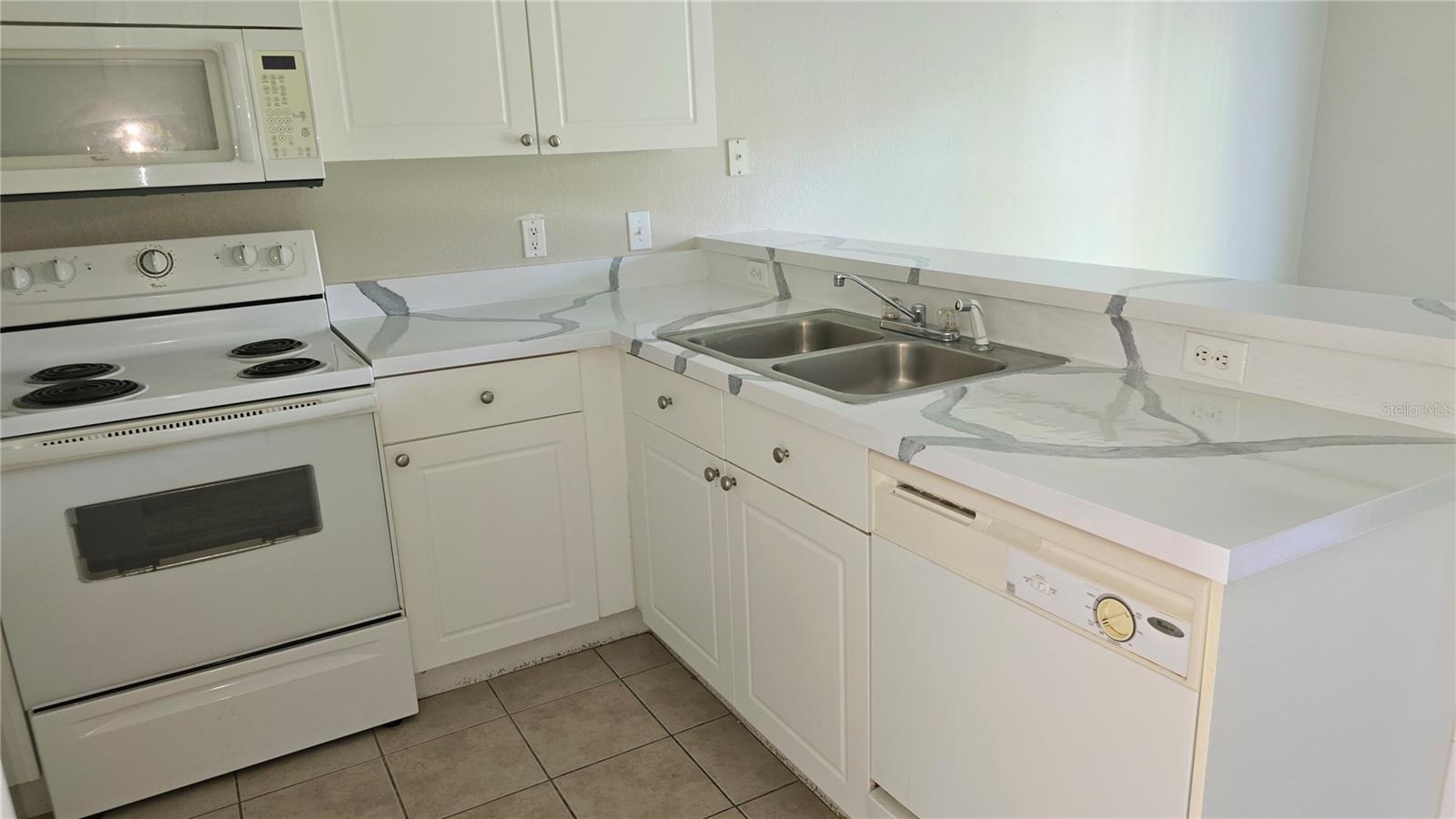 RIO HILLS TOWNHOUSES - Residential