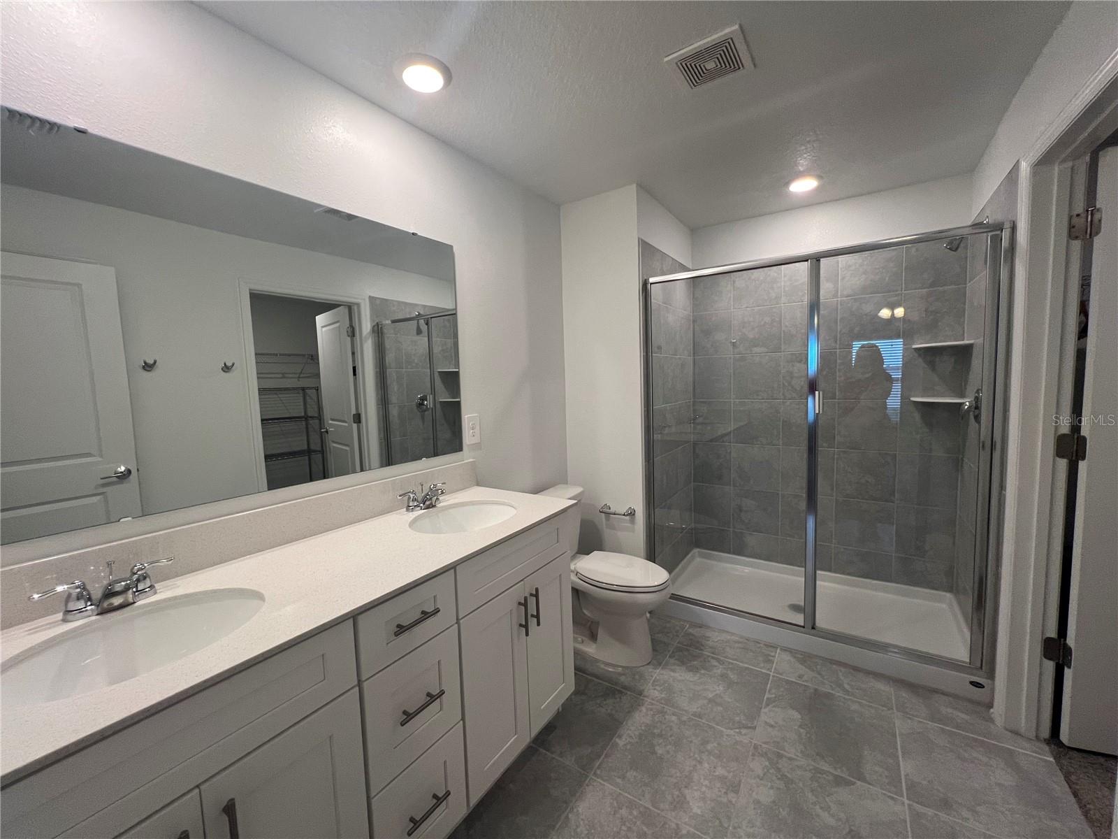 CYPRESS PARK ESTATES - Residential